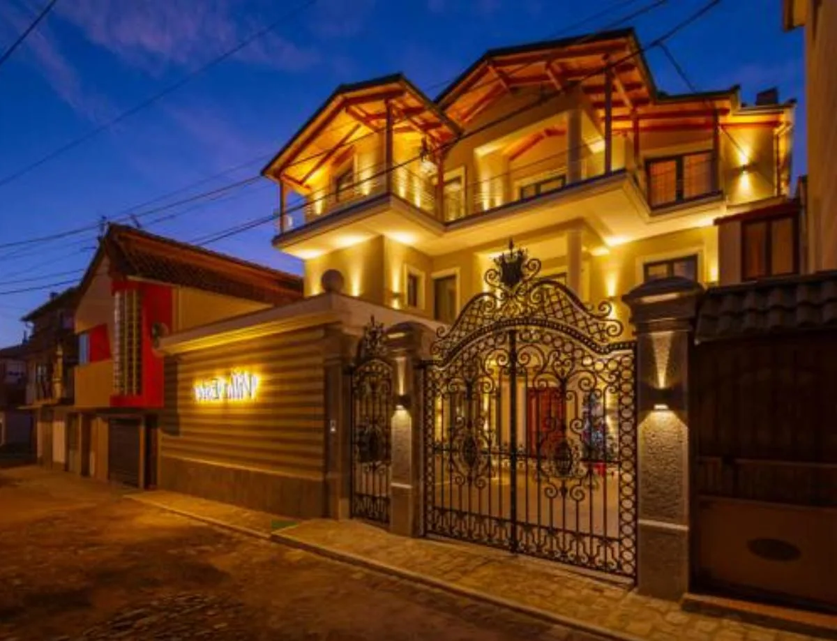 Villa Ester